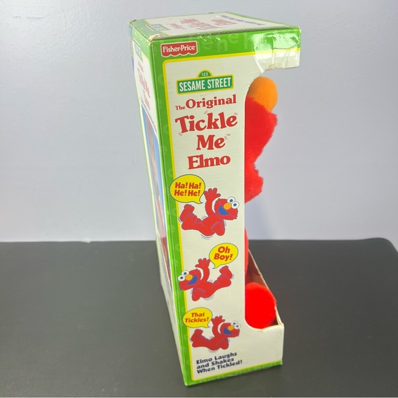 Sesame Street Tickle Me Elmo - Picture 3 of 6